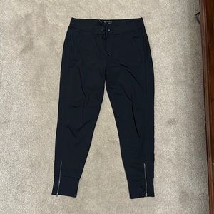 Athleta M joggers